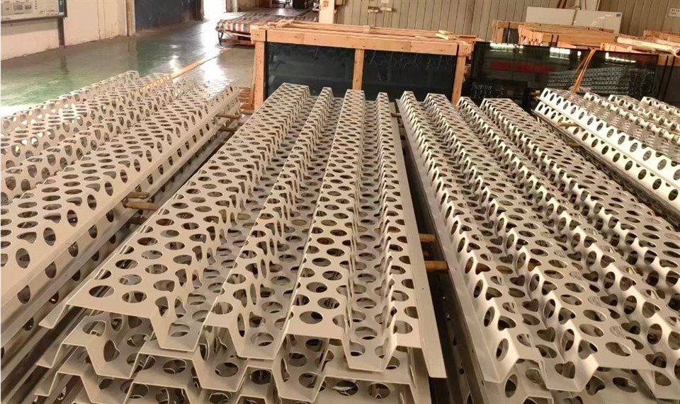 2-curved, arched, irregular, artistic, or non-standard structures